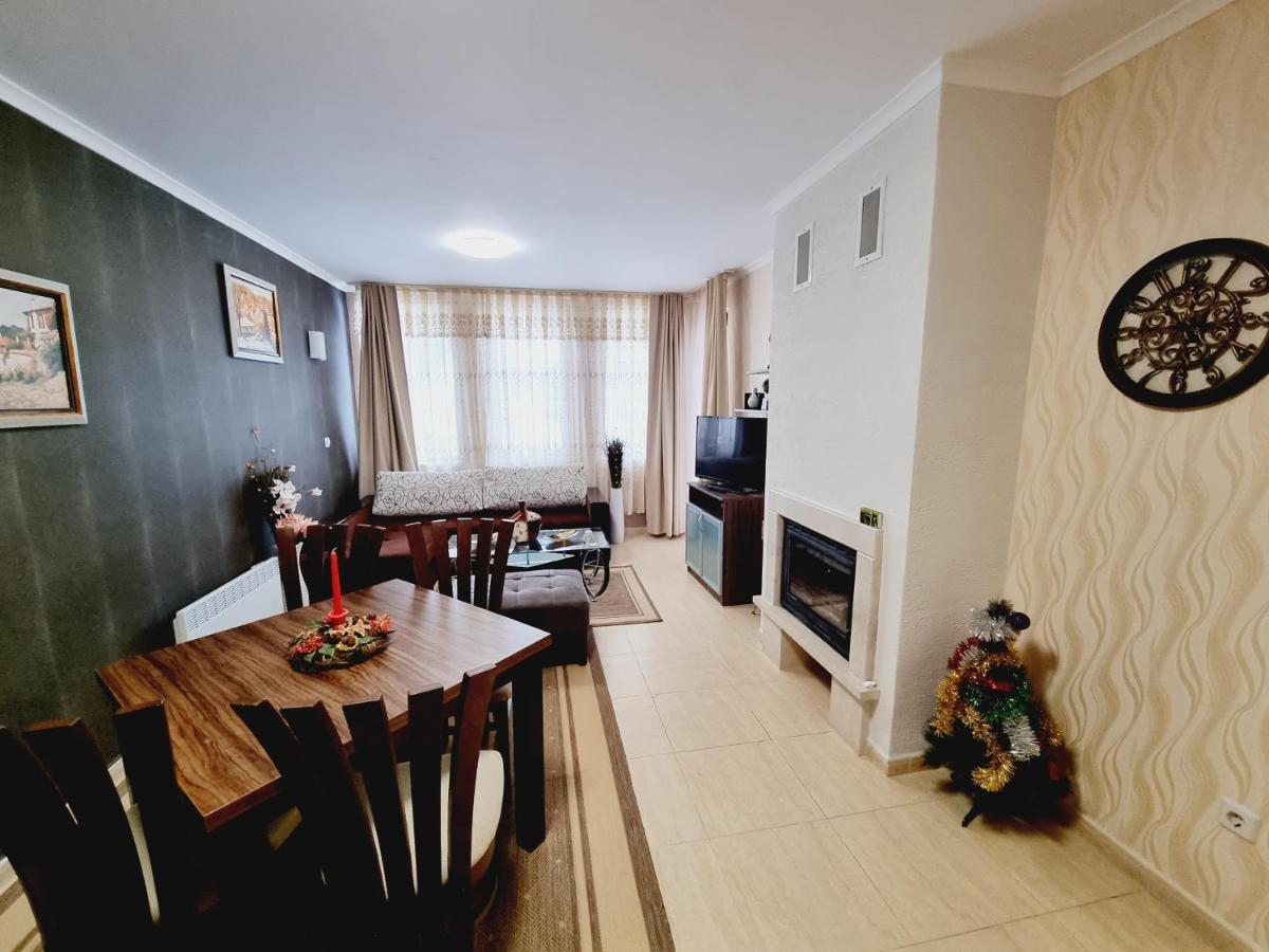 Grand Monastery Hotel Apartments Παμπόροβο Εξωτερικό φωτογραφία