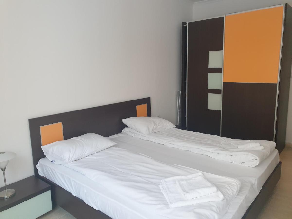 Grand Monastery Hotel Apartments Παμπόροβο Εξωτερικό φωτογραφία