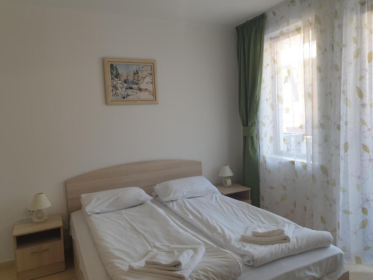Grand Monastery Hotel Apartments Παμπόροβο Εξωτερικό φωτογραφία