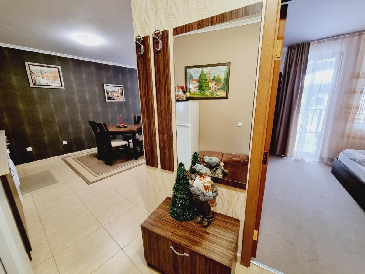 Grand Monastery Hotel Apartments Παμπόροβο Εξωτερικό φωτογραφία
