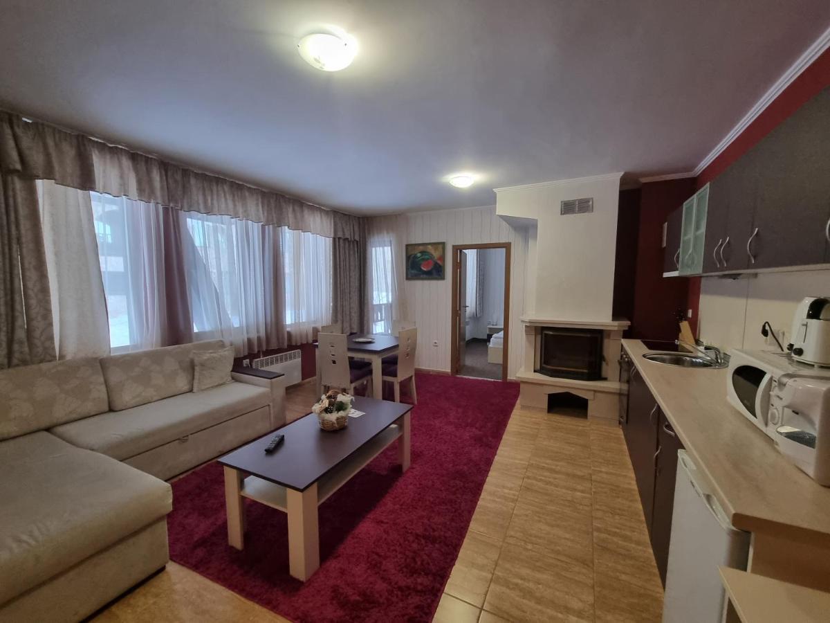 Grand Monastery Hotel Apartments Παμπόροβο Εξωτερικό φωτογραφία