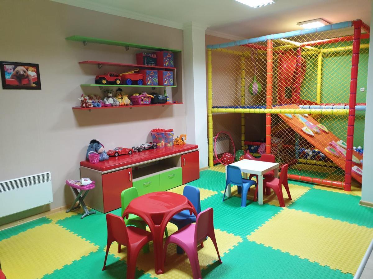 Grand Monastery Hotel Apartments Παμπόροβο Εξωτερικό φωτογραφία
